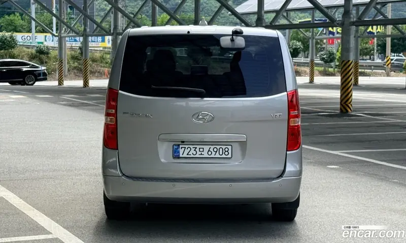 Hyundai H-1