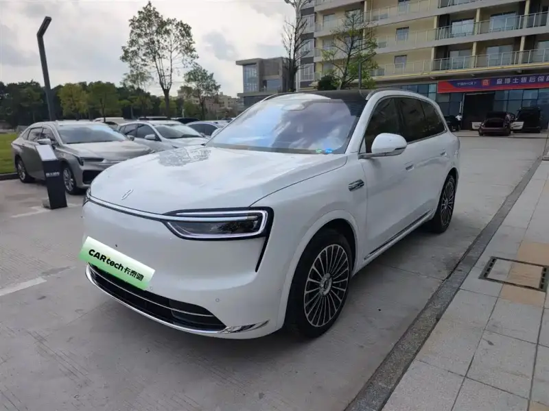 AITO M7