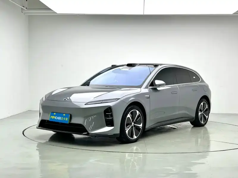 NIO ET5T