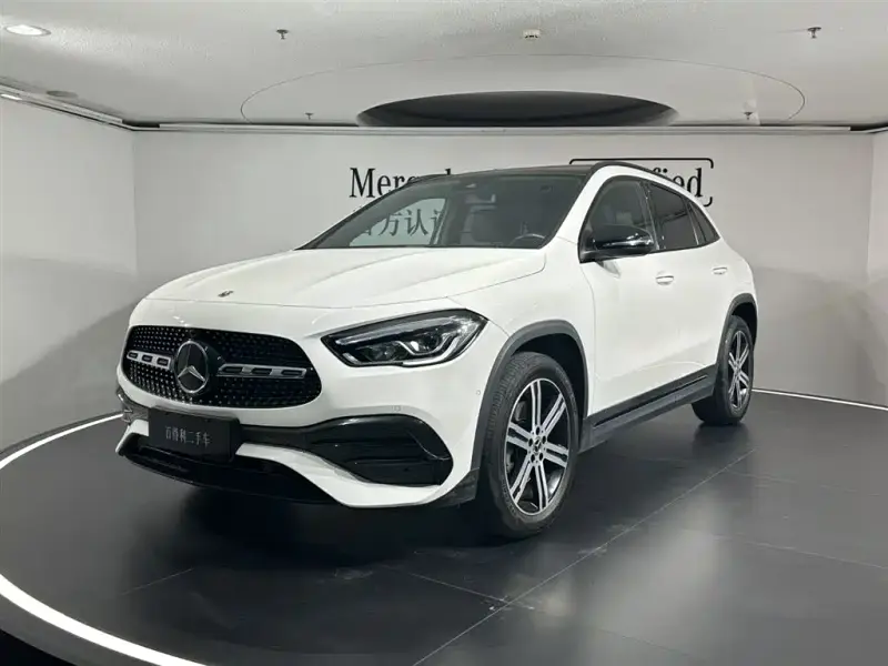 Mercedes-Benz GLA