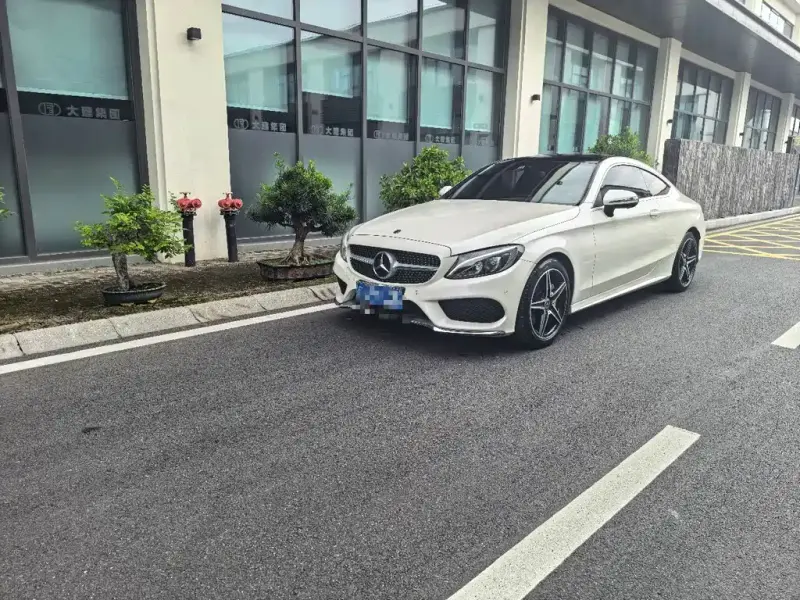 Mercedes-Benz C-Class