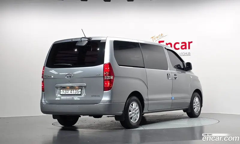 Hyundai H-1