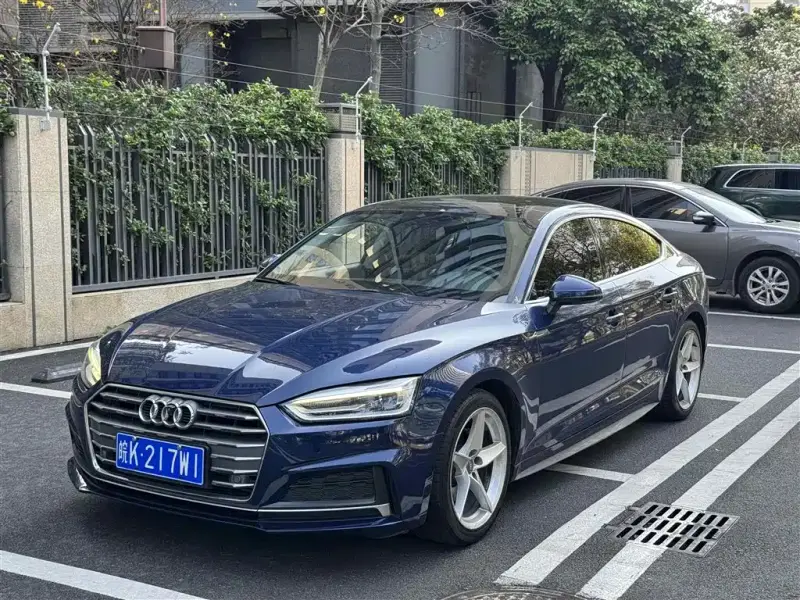 Audi A5 (Import)