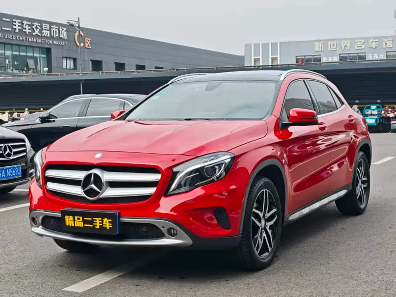 Mercedes-Benz GLA
