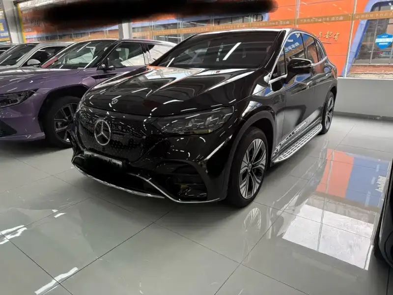 Mercedes-Benz EQE SUV