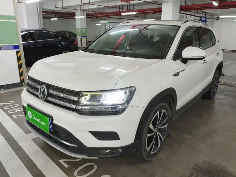 Volkswagen Tharu