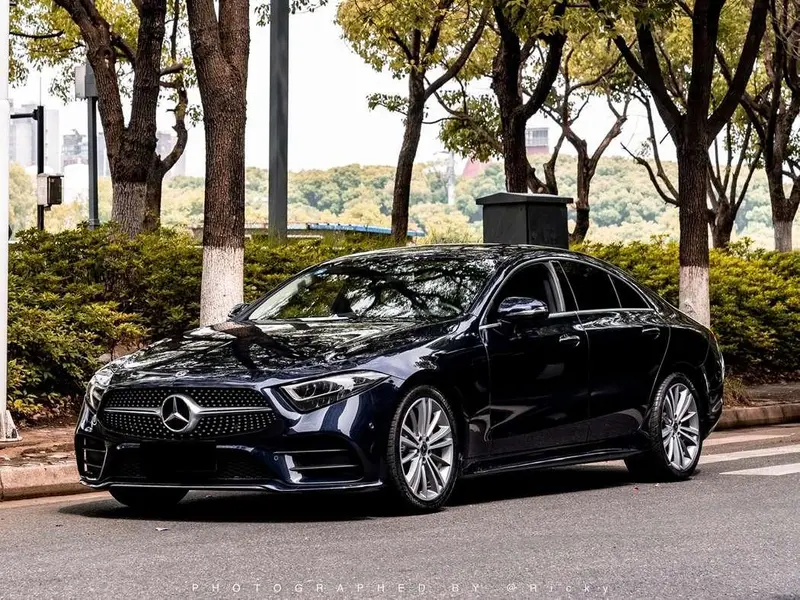 Mercedes-Benz CLS