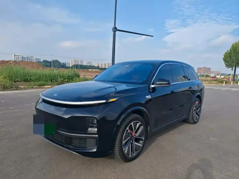 Li Auto L8