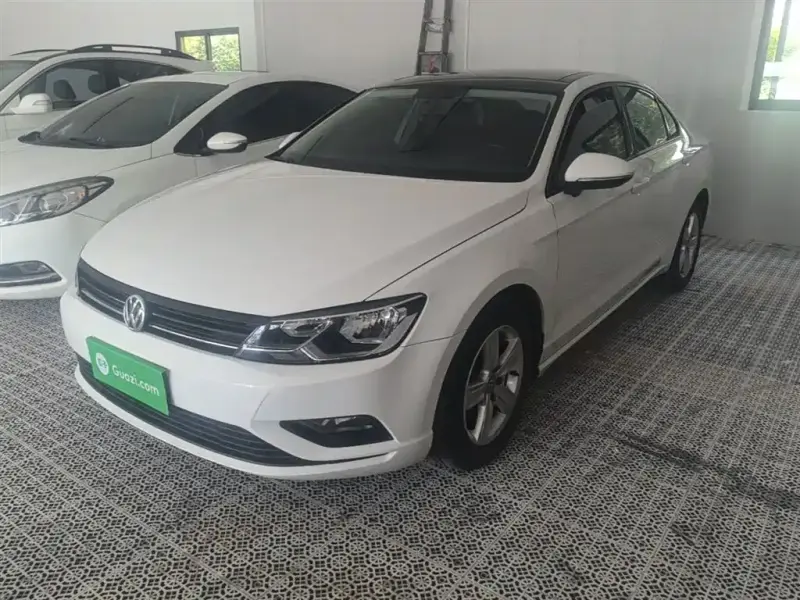 Volkswagen Lamando