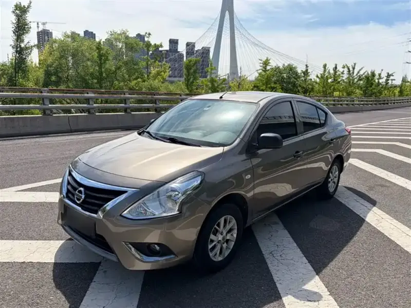Nissan Sunny