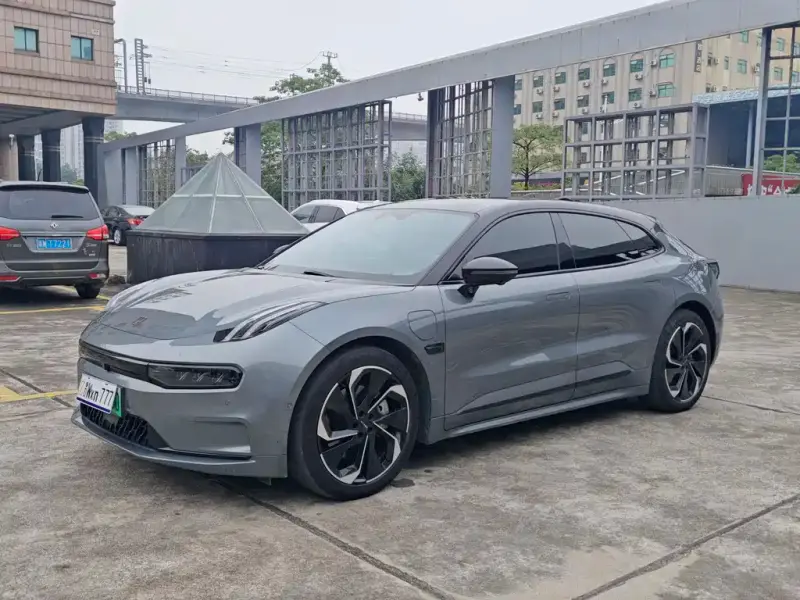 Zeekr 001