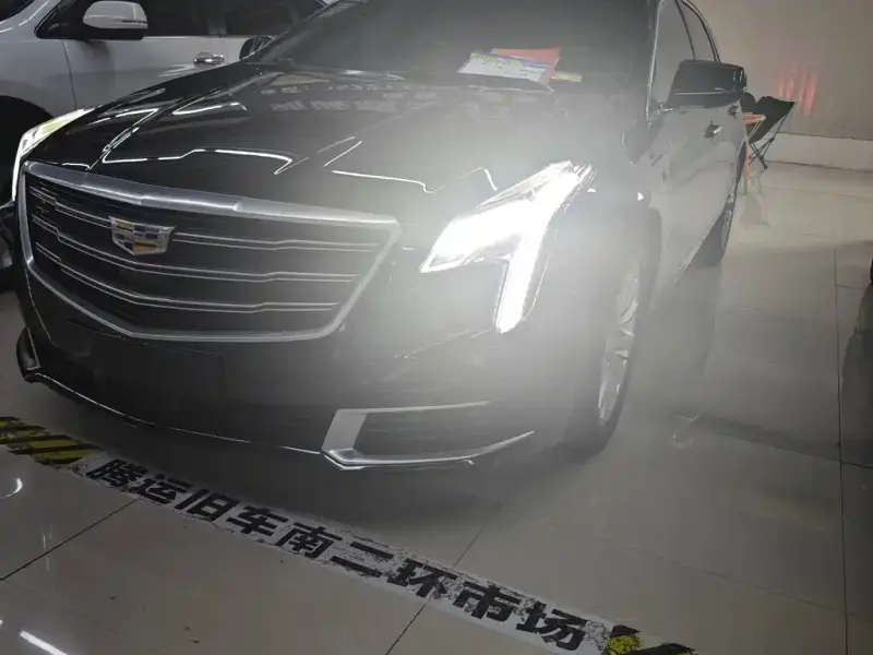 Cadillac XTS