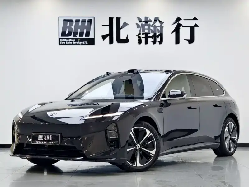 NIO ET5T