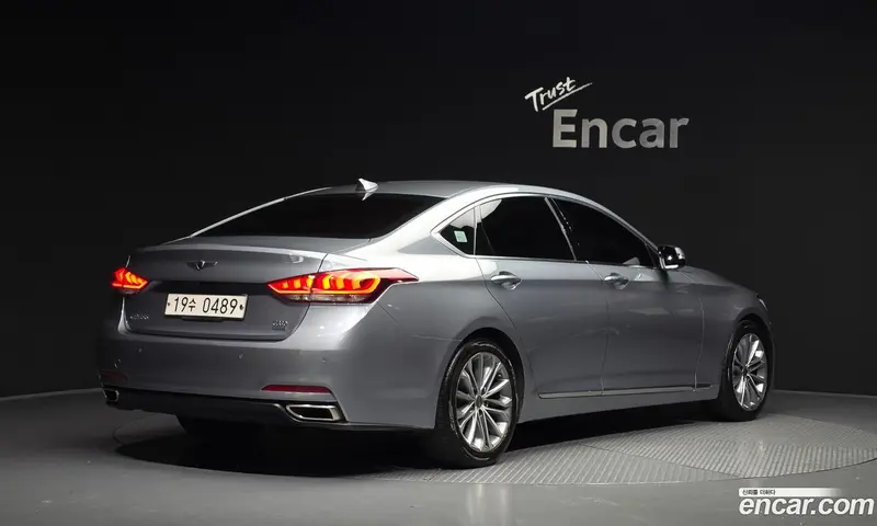 Hyundai Genesis