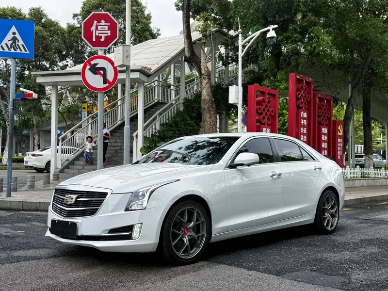 Cadillac ATS-L