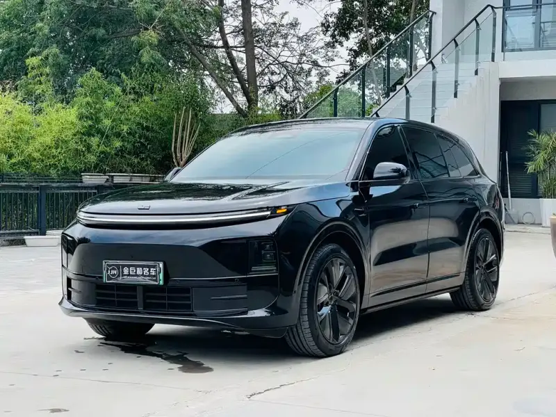 Li Auto L6