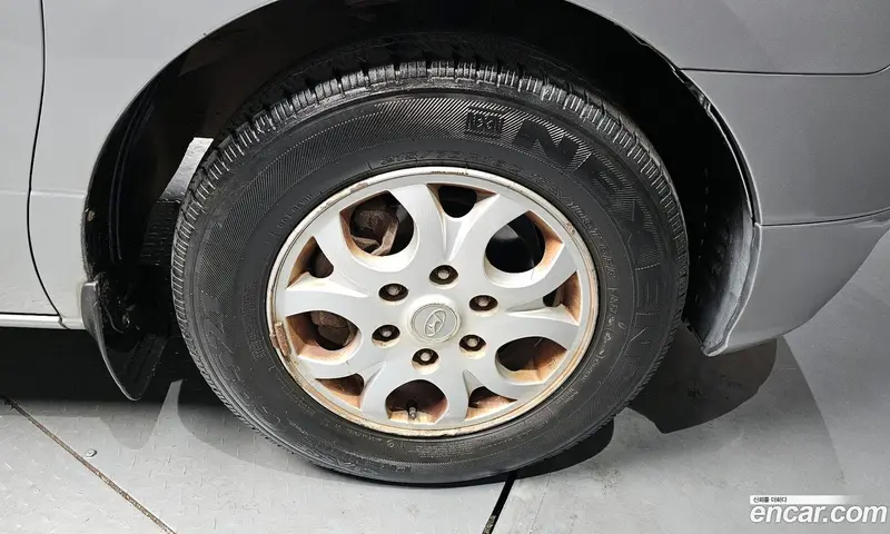 Hyundai H-1