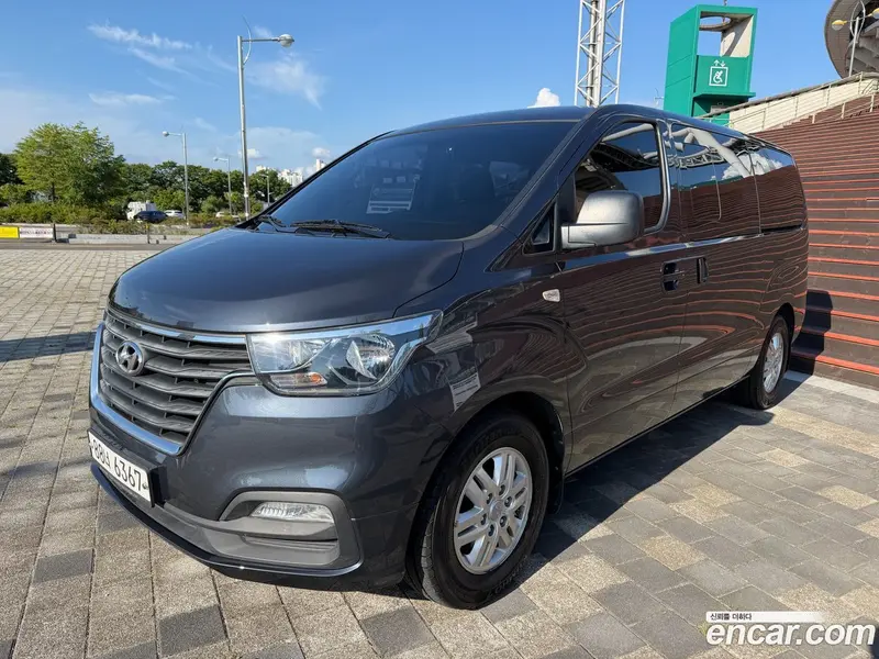 Hyundai H-1