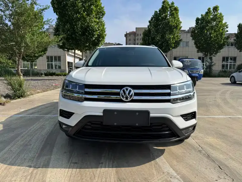 Volkswagen Tharu