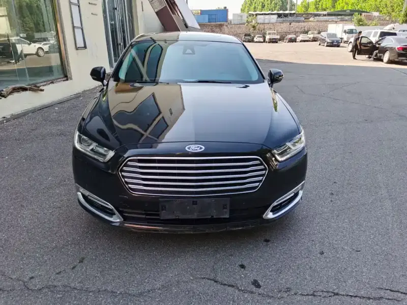 Ford Taurus