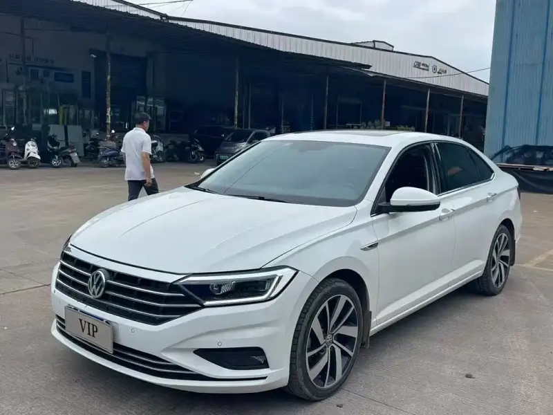 Volkswagen Sagitar