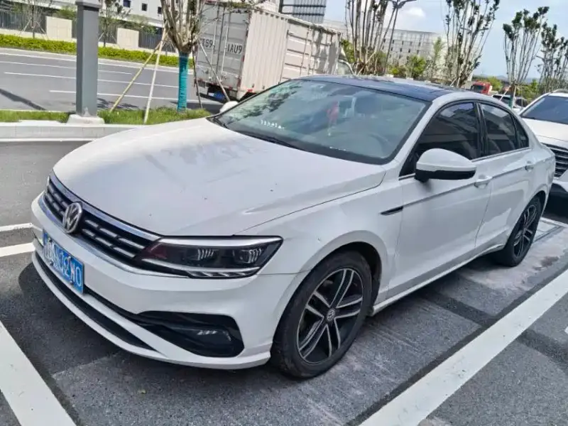 Volkswagen Lamando