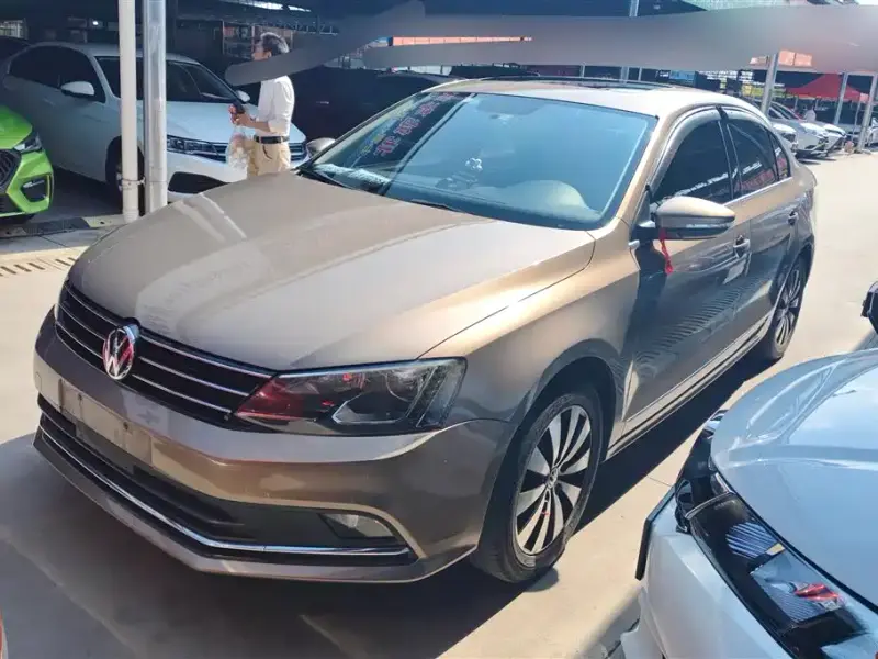 Volkswagen Sagitar