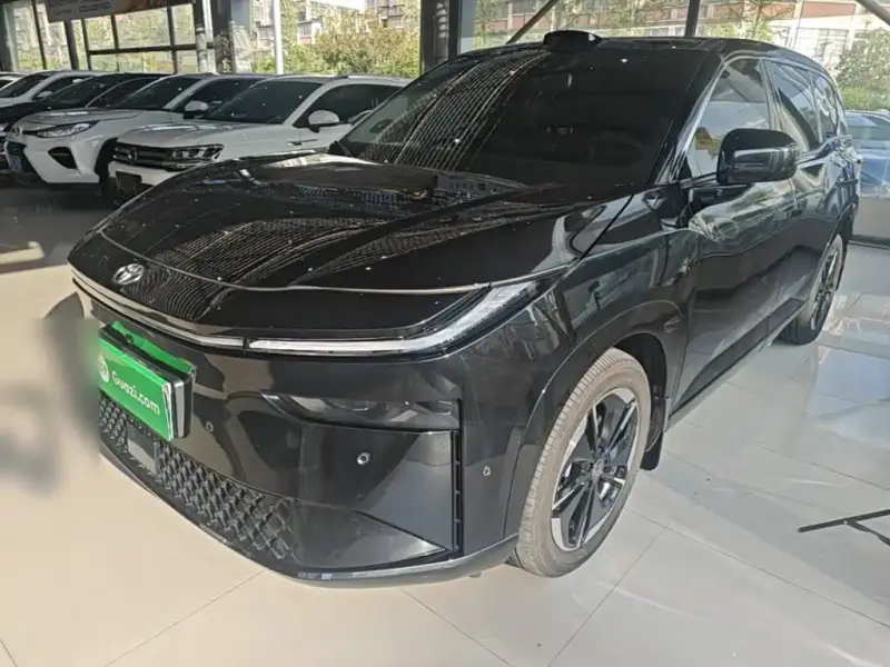 Toyota Bozhi 3X