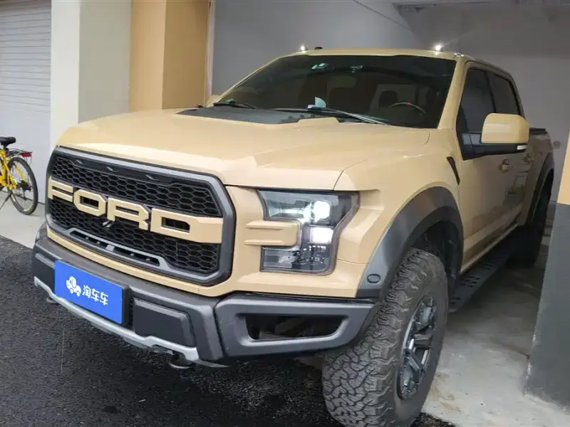 Ford F-150 Raptor
