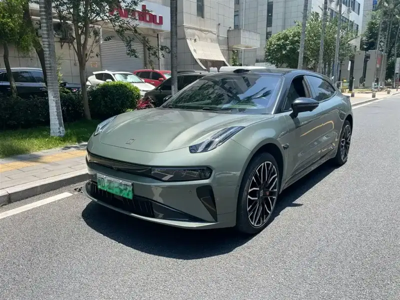 Zeekr 001