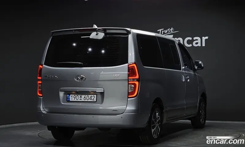 Hyundai H-1