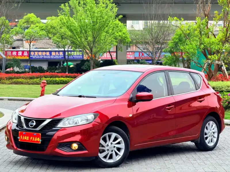 Nissan Tiida