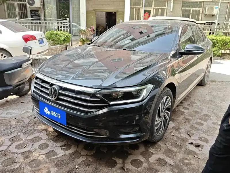 Volkswagen Sagitar