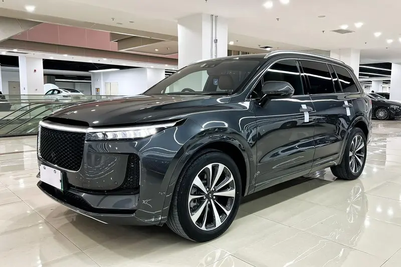 Li Auto ONE