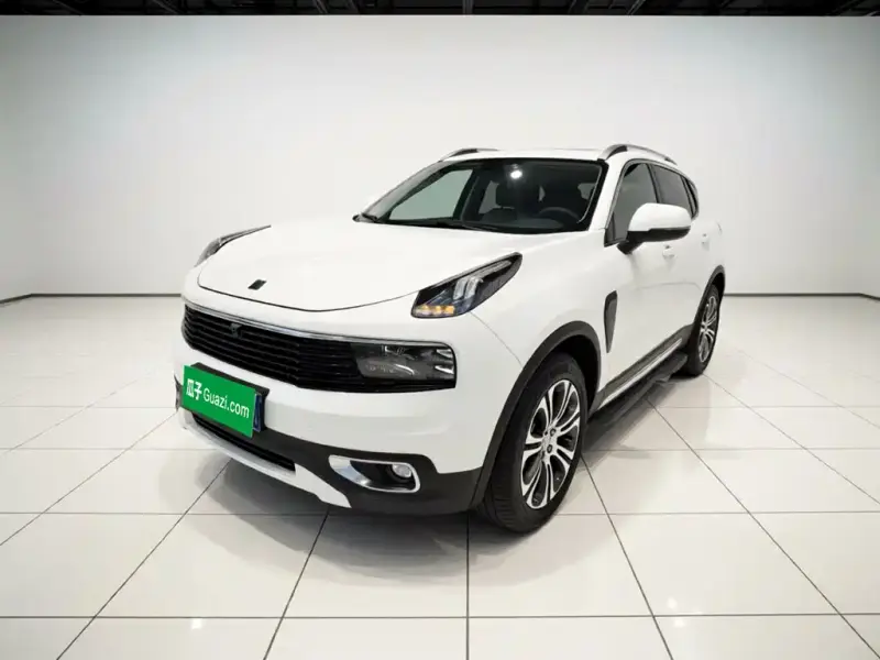 Lynk & Co 01