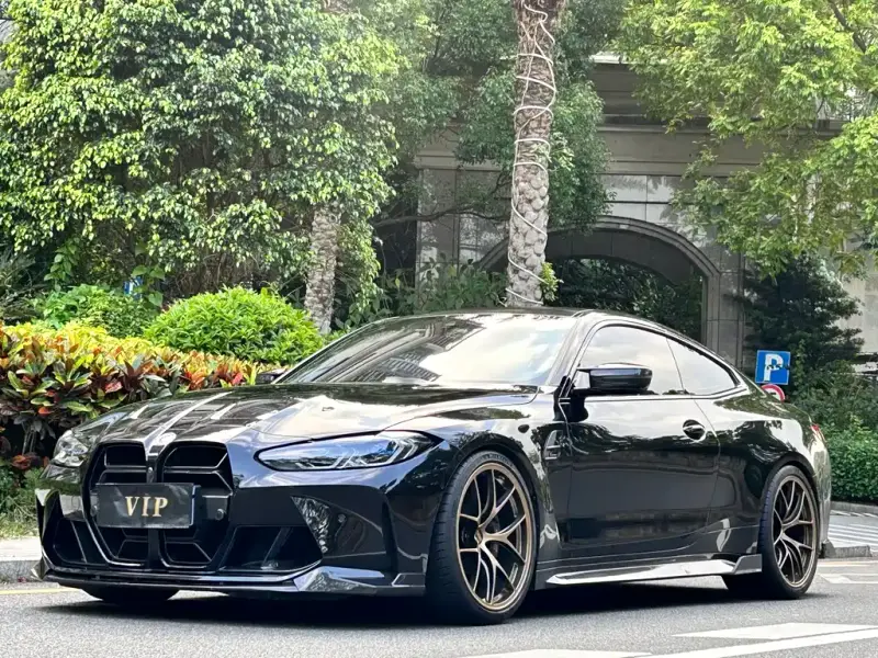 BMW M4