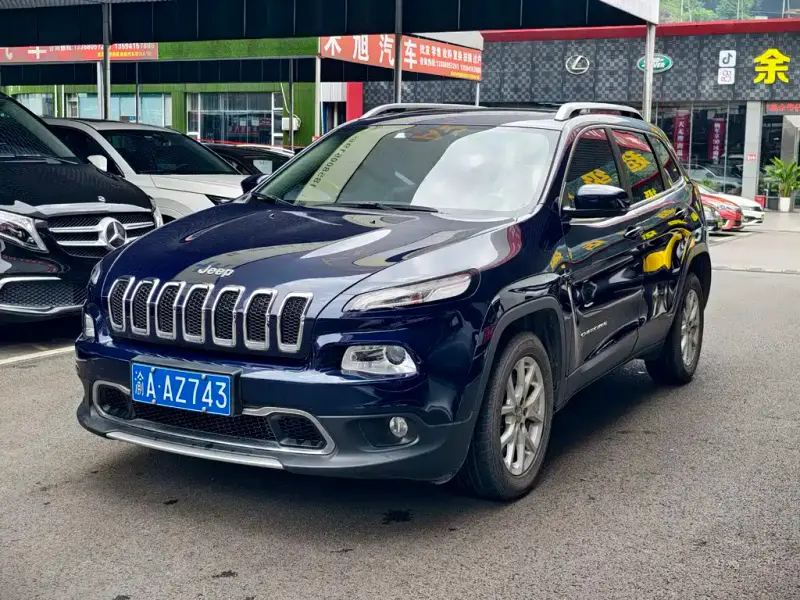 Jeep Cherokee