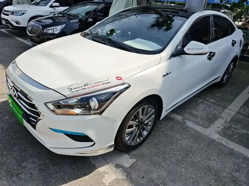 Hyundai Mistra