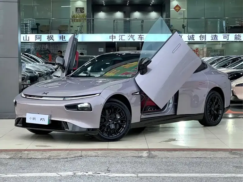 XPeng P7