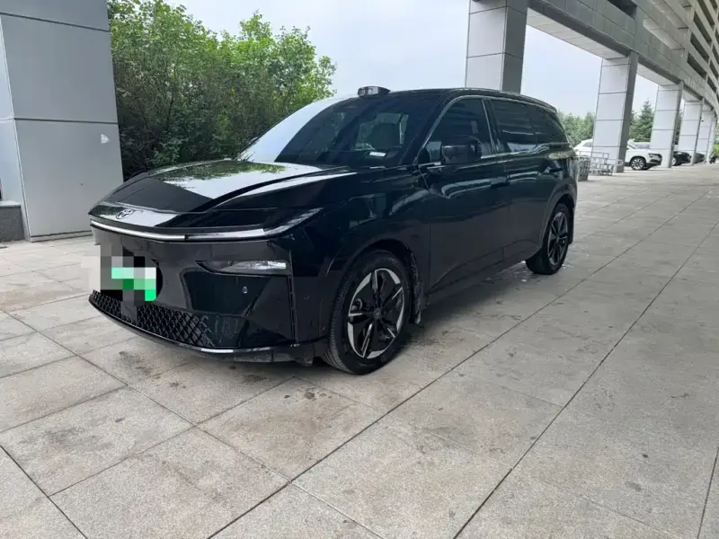 Toyota Bozhi 3X