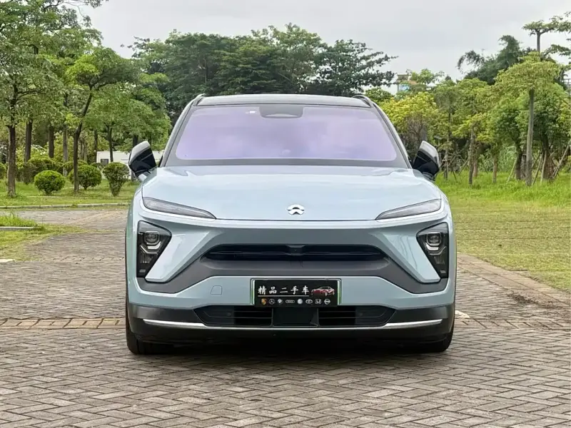 NIO ES6