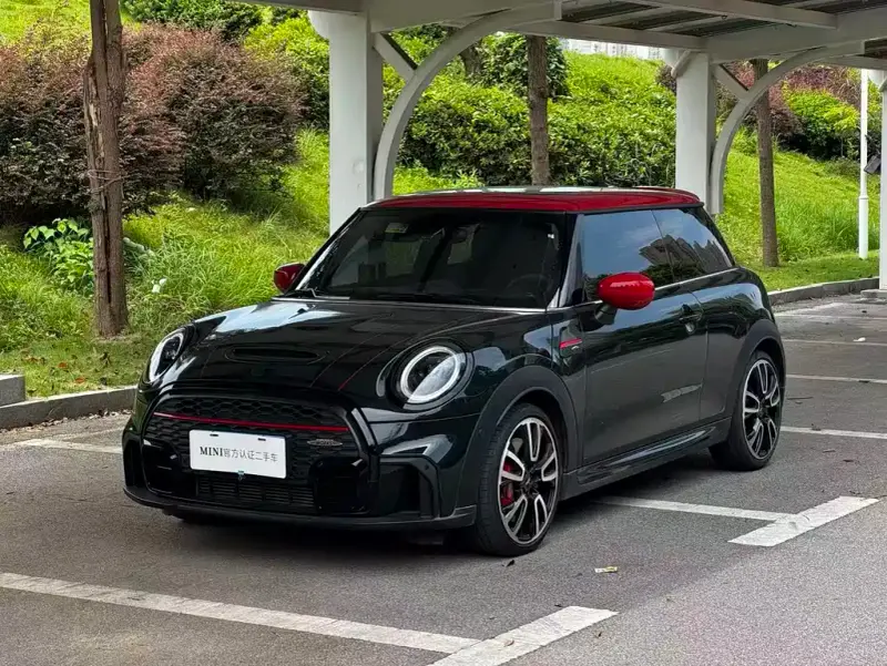 MINI JCW