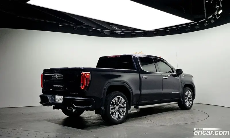 GMC Sierra