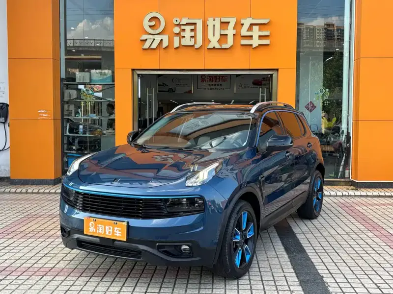 Lynk & Co 01