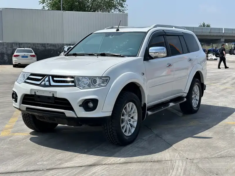 Mitsubishi Pajero Sport
