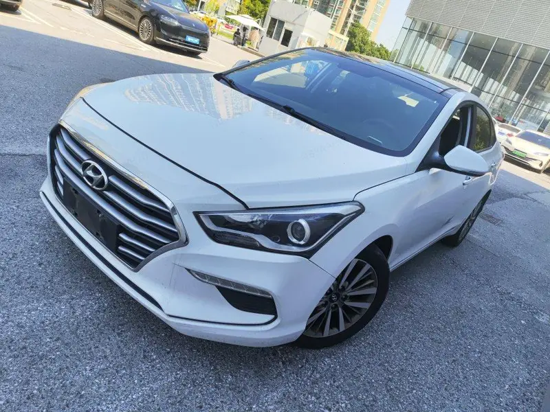 Hyundai Mistra