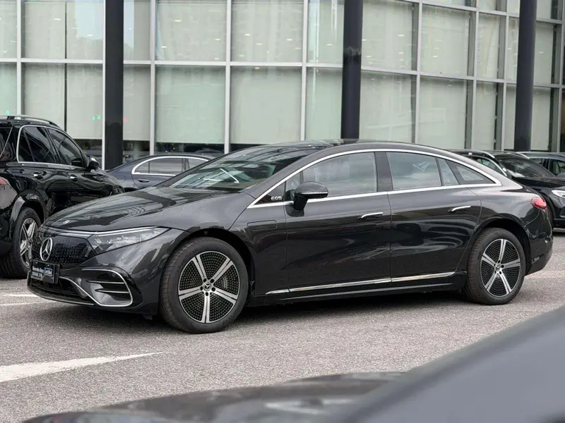 Mercedes-Benz EQS