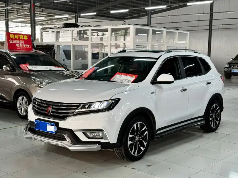 Roewe MG HS (RX5)