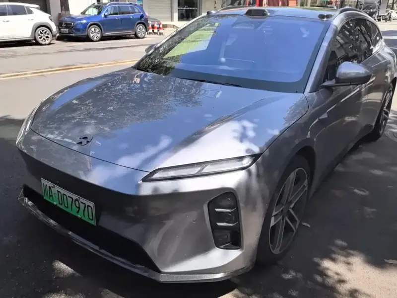NIO ET5T