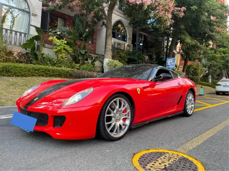 Ferrari 599